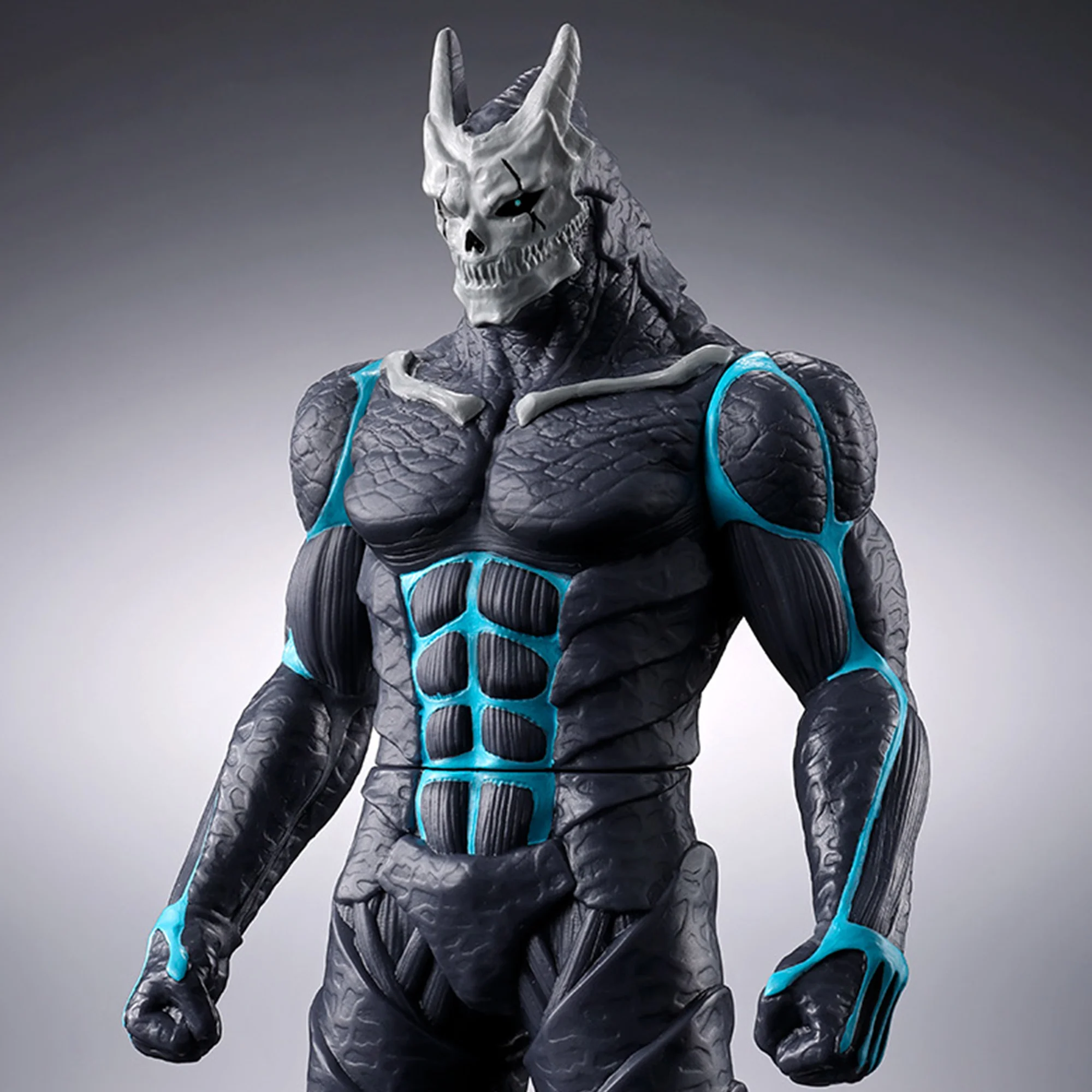 Kaiju No. 8 Bandai Movie Monster Series Figure - Image 3