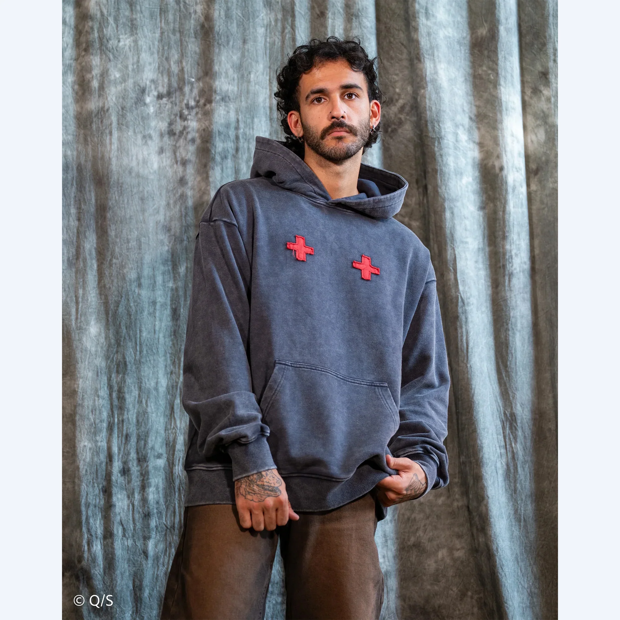 Dorohedoro Caiman Mineral Wash XX Steady Hands Hoodie - Image 3