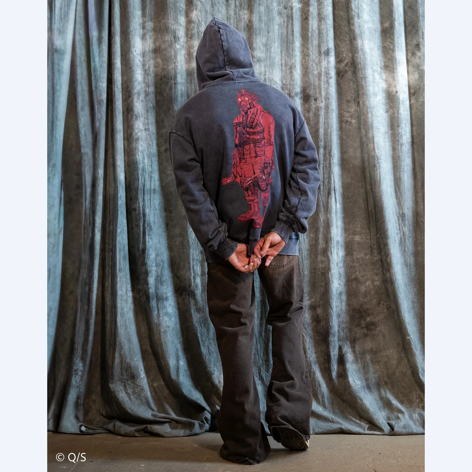Dorohedoro Caiman Mineral Wash XX Steady Hands Hoodie - Image 4